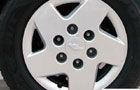 Chevrolet Tavera Neo LS B3 - 10 seats BSII Wheel Pictures
